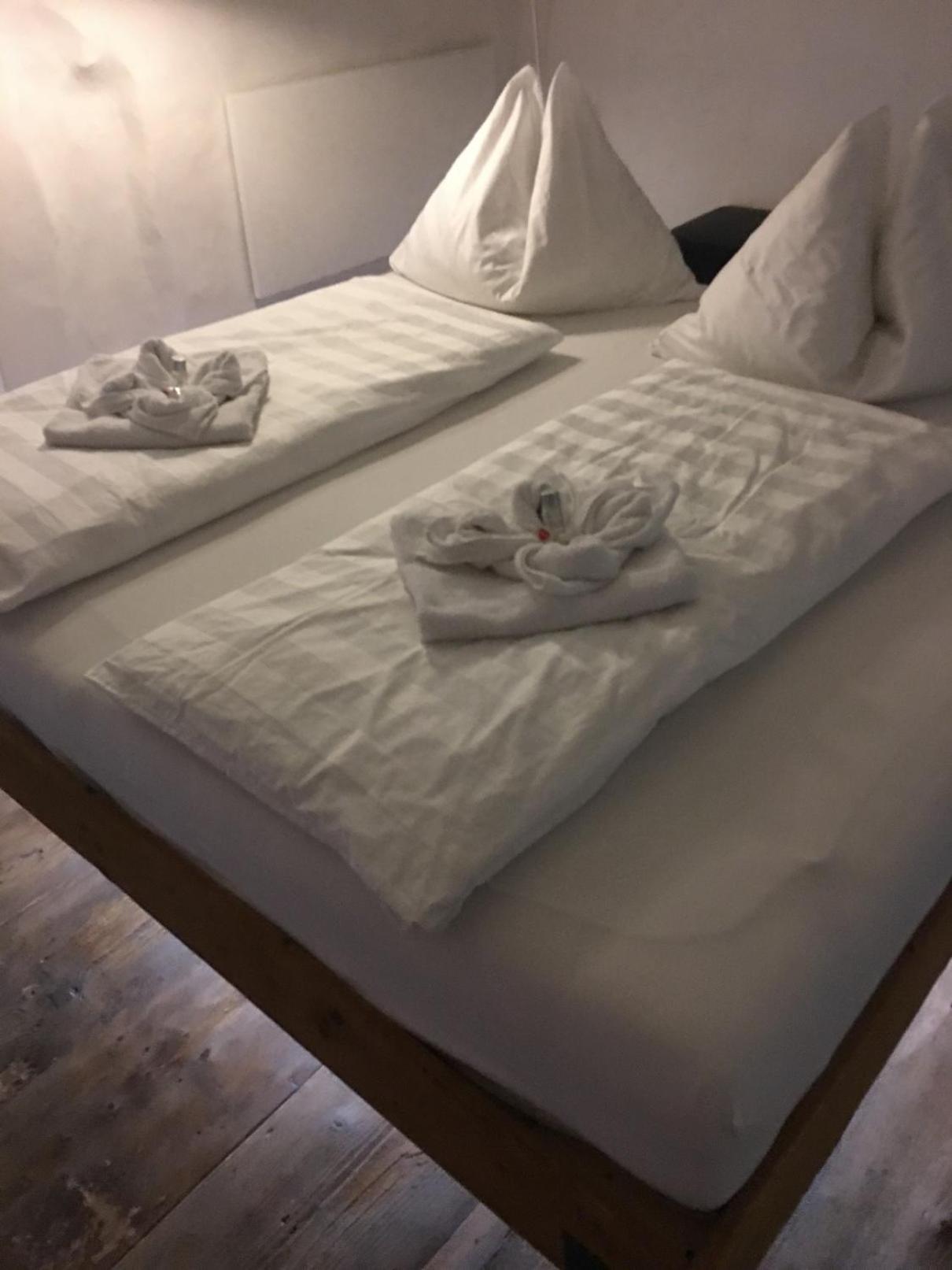Turmhotel เอนส์ ภายนอก รูปภาพ
